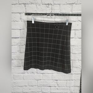 Kenneth Cole New York black skirt  with white grid design A-line skirt Size 4